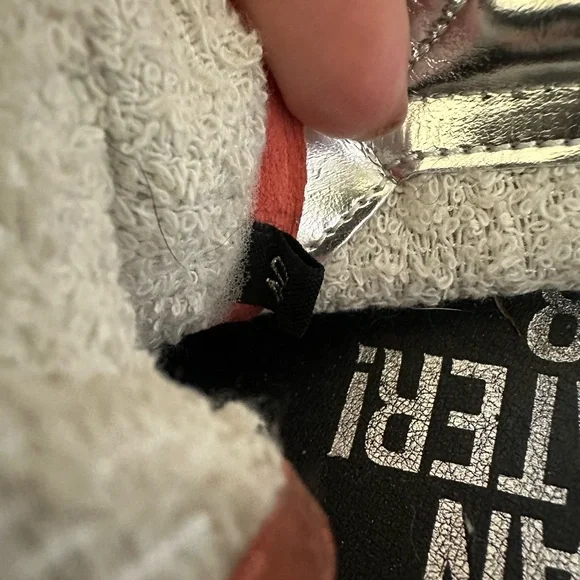 P448 Women’s Black, Metallic and Lace High Tops, Size 9-9.5 - Picture 9 of 10